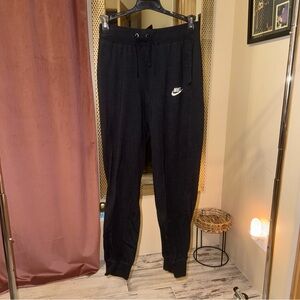 Nike Joggers